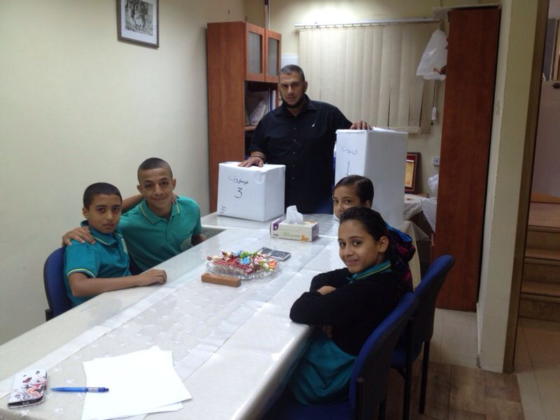 بالصور: انتخابات رئاسة مجلس الطلاب في مدرسة الهدى الاهلية بالرملة 